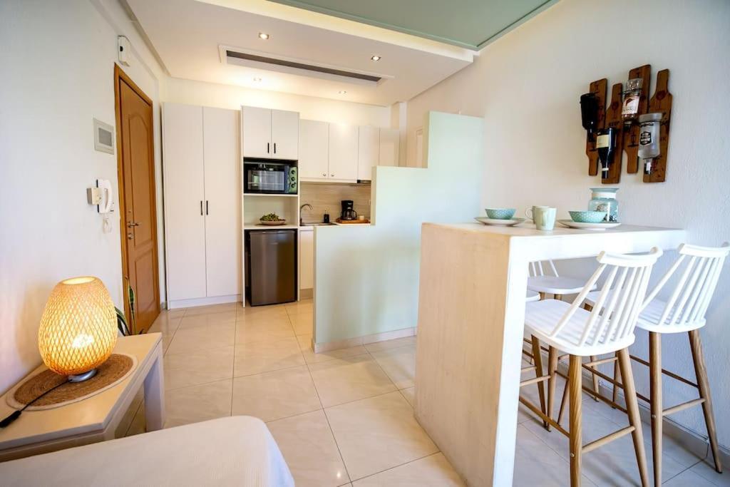 Central Thassos Apartment 3 Екстериор снимка